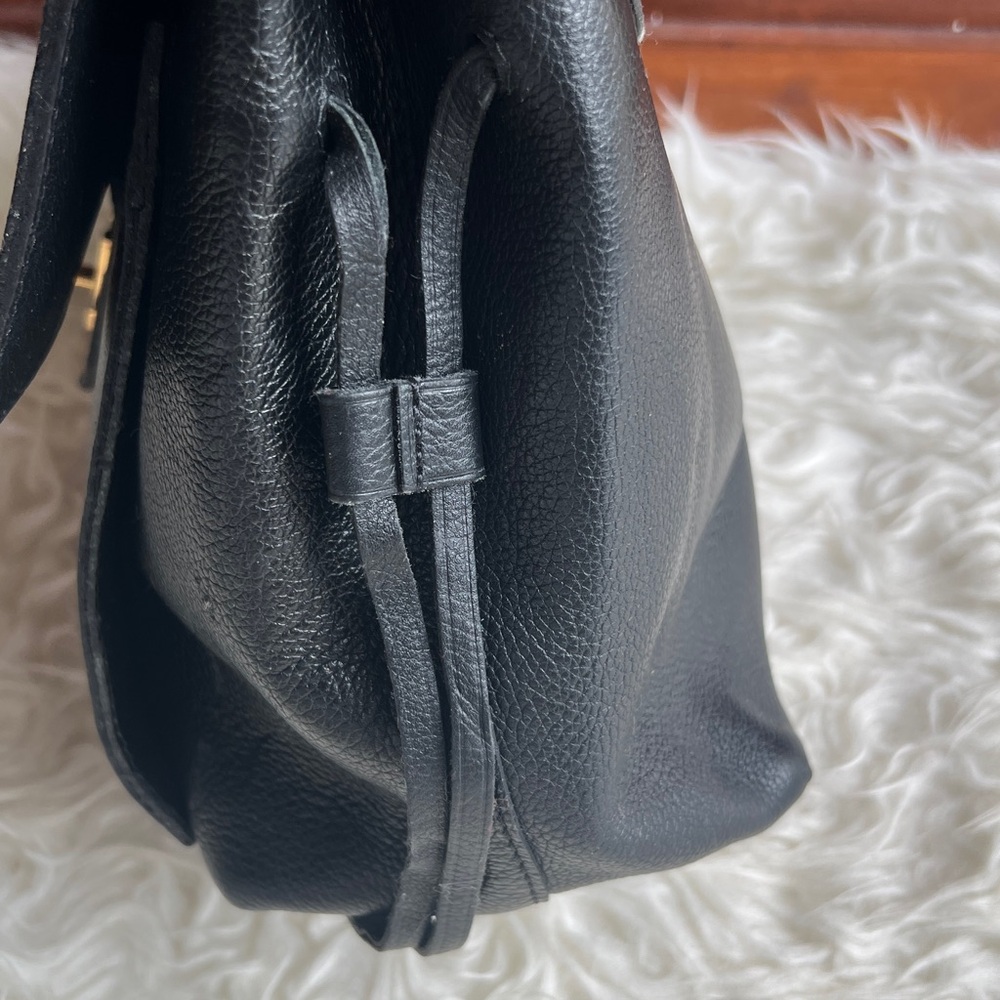 Auth Louis Vuitton LockMe Noir MM | Price Firm - Picture 3 of 16
